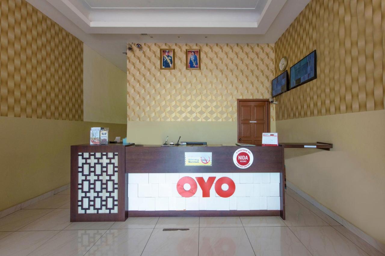 Super Oyo 90385 H3 Hotel Yong Peng Exterior foto