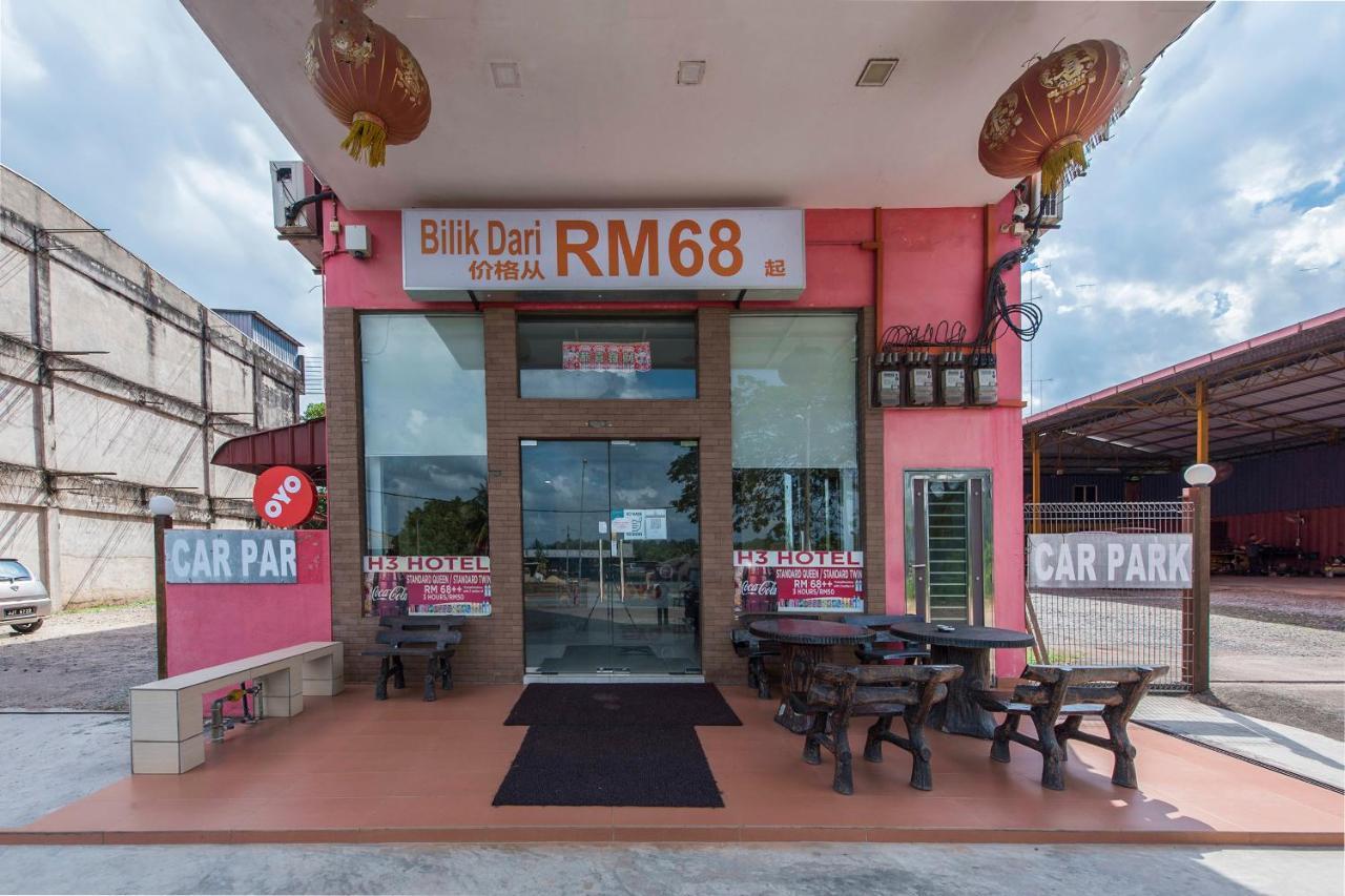 Super Oyo 90385 H3 Hotel Yong Peng Exterior foto